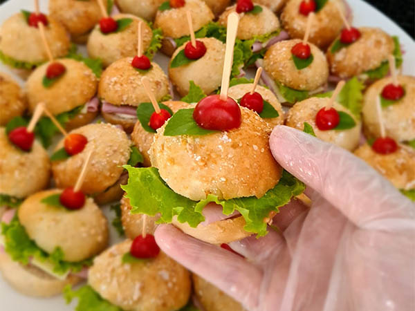 Habacuque Eventos Serviços de Coquetel Corporativo Em São Paulo com serviços de Aperitivos e Bebidas